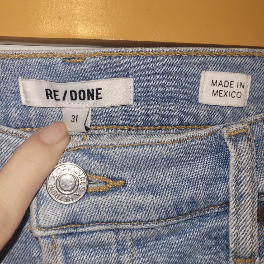 RE/DONE Women’s Size 31 High Rise Crop Jeans Raw Hem Light Wash 27” Waist - Picture 5 of 6